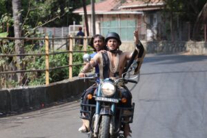 Shalva Kinjawadekar as Surya in Visaru Nako Tu Mala